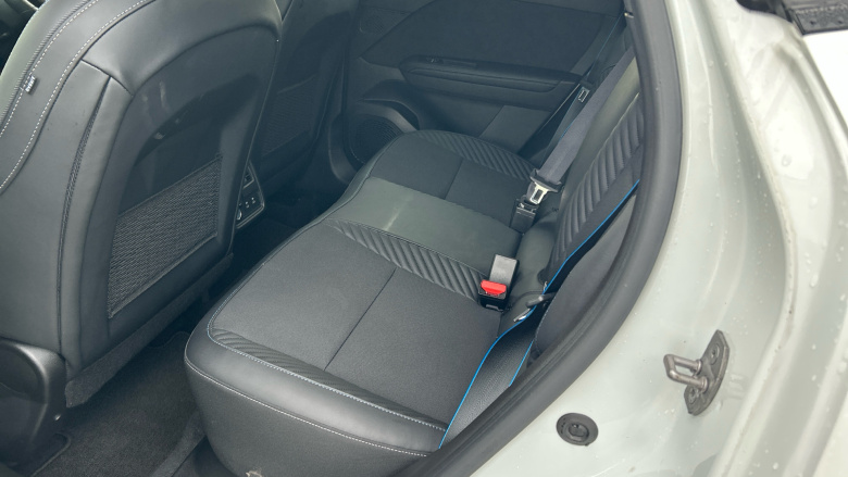 Renault Symbioz 1.6 E-Tech FHEV 145 Techno Esprit Alpine 5dr Auto Hybrid Estate